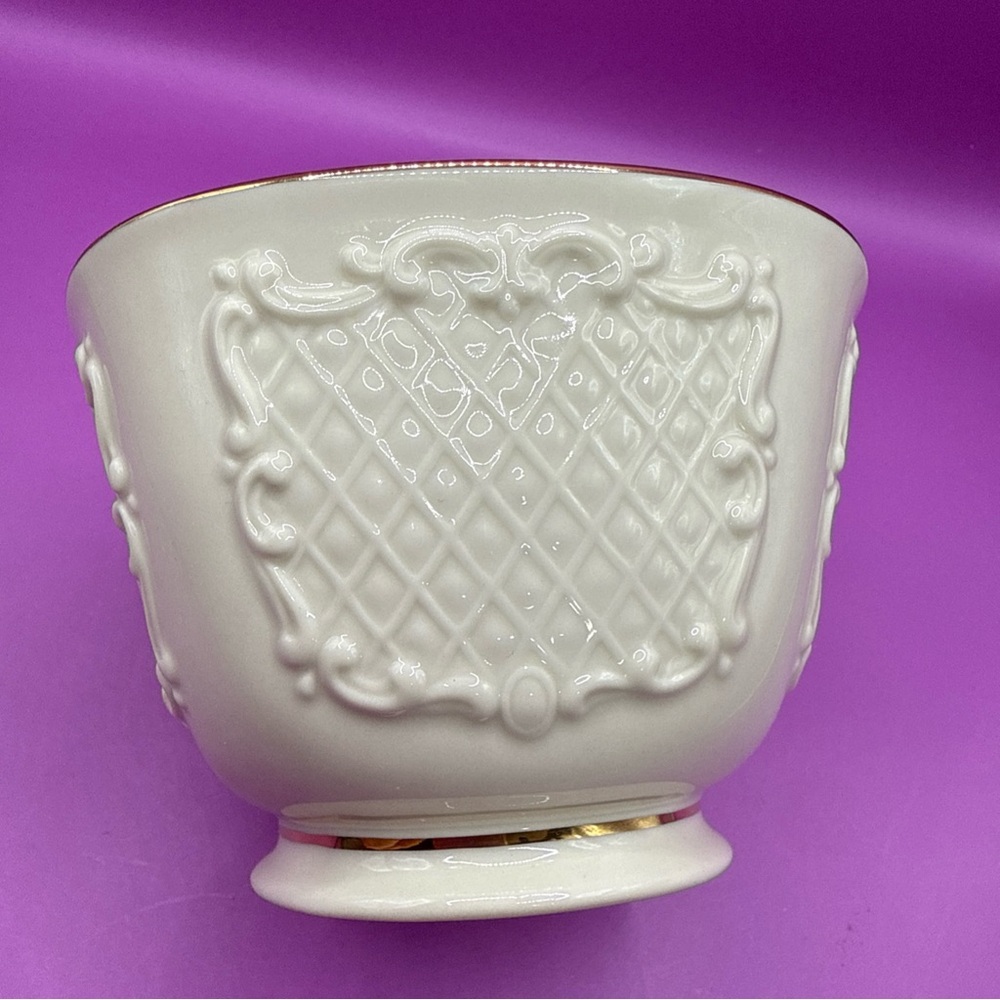 Lenox Square Bowl Canterbury 4.25" Wide Basket Weave Pattern Gold Trim Candy Nut